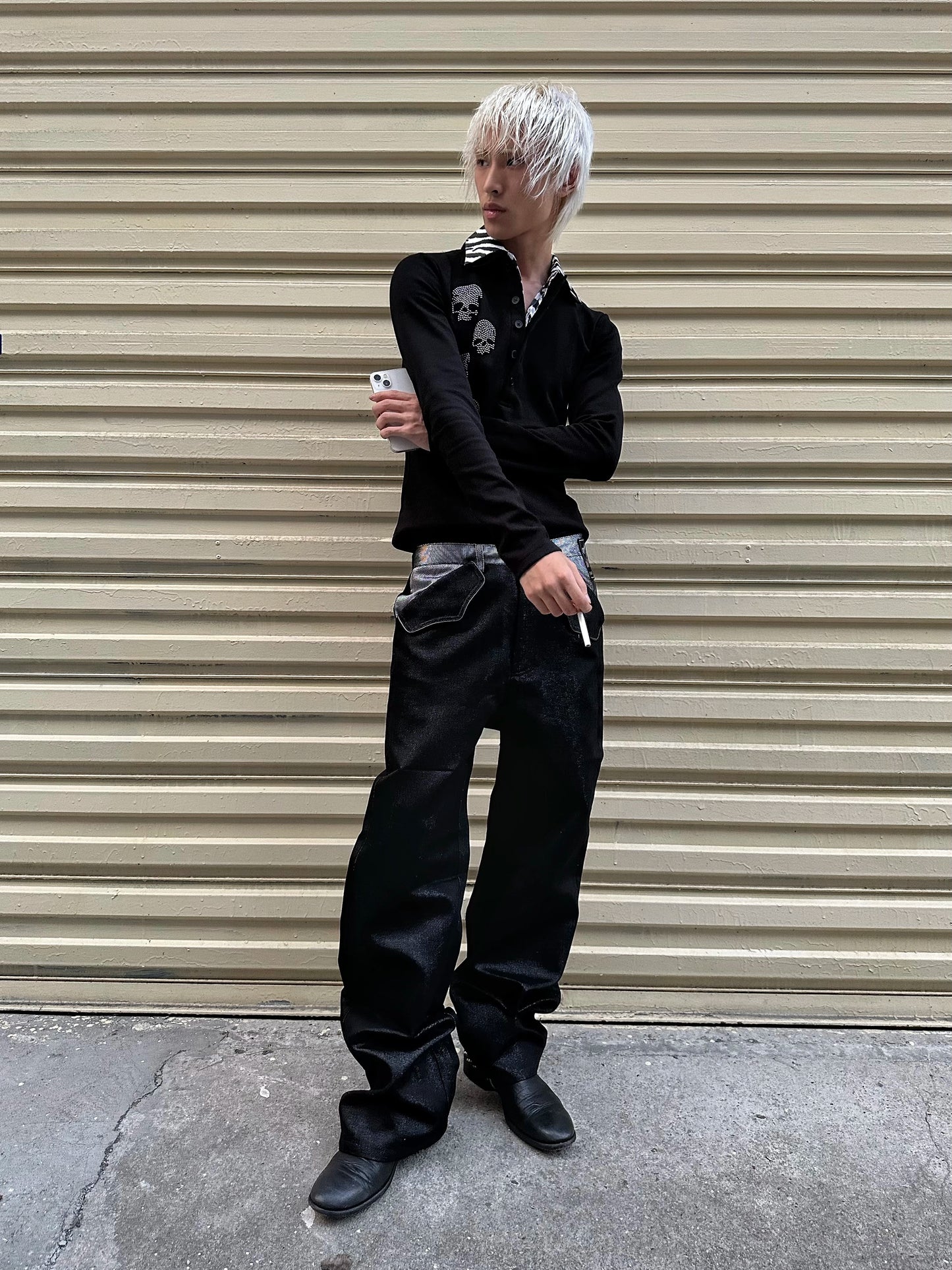 no E mosen | Double Collar Black White Striped Skull Sweatshirt【i0000000053】